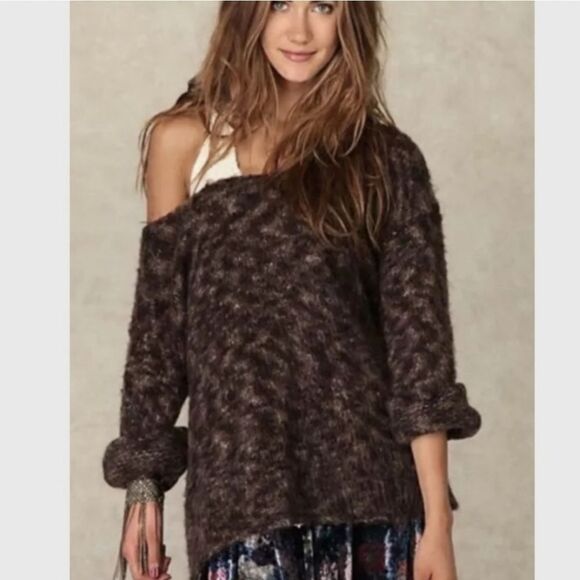 Free People Oversized Wool Mohair Blend Scoop Neck Sweater Size S - Picture 1 of 7